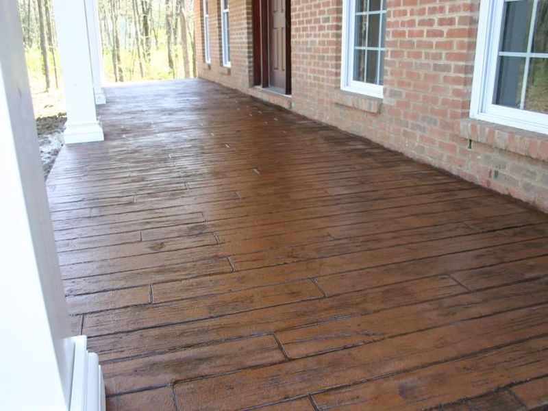 Covered concrete porch entrance Matthews NC - MCR Concrete