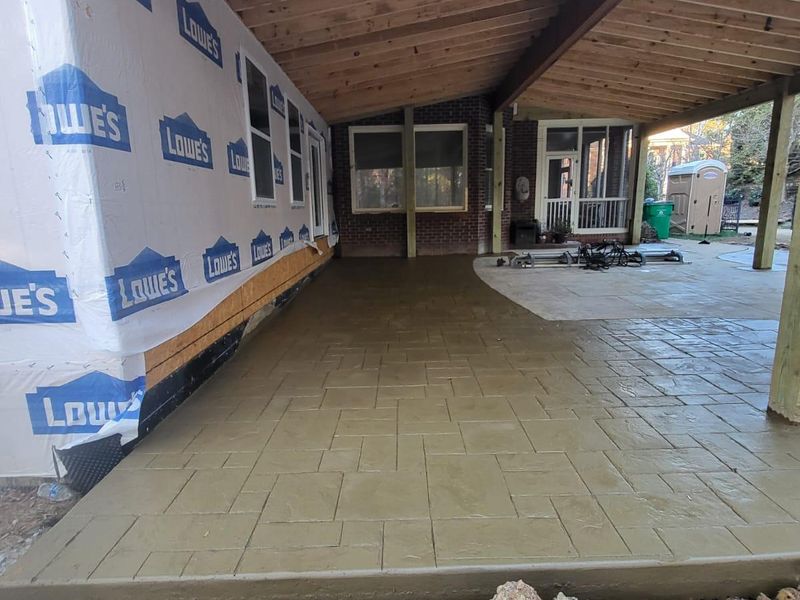 Decorative concrete porch with columns Huntersville NC - MCR Concrete