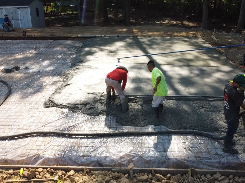 Storage building concrete slab Cornelius NC - MCR Concrete